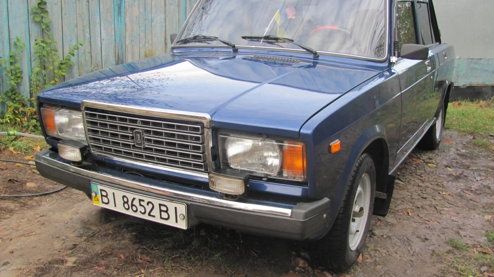 Lada 2107 715 2