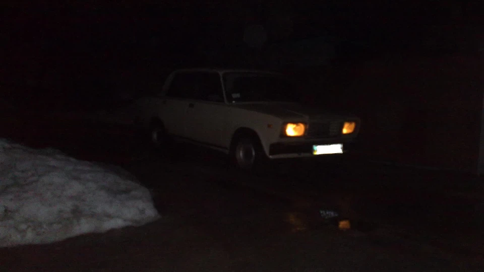 Lada 2107 Беж. 1.5 карб. 2