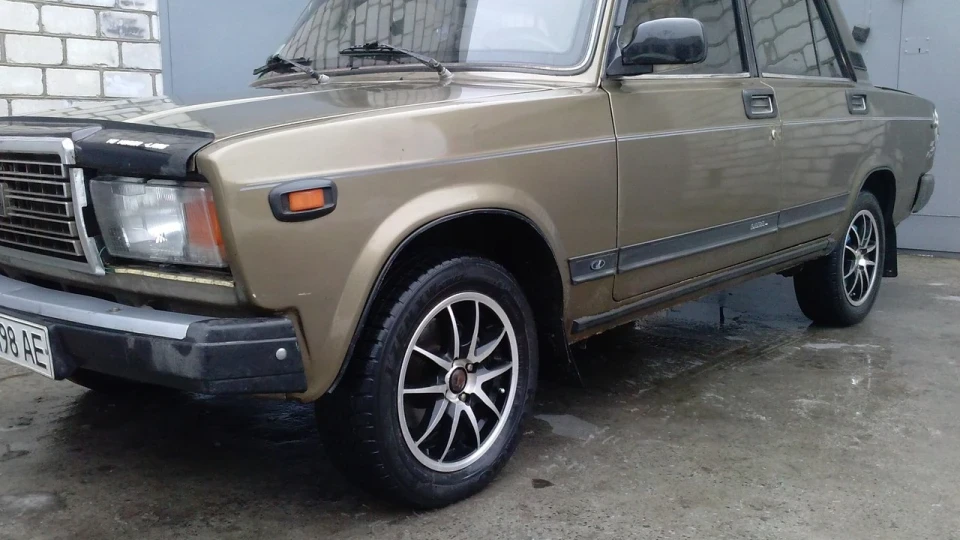 Lada 2107 Біж металік 2
