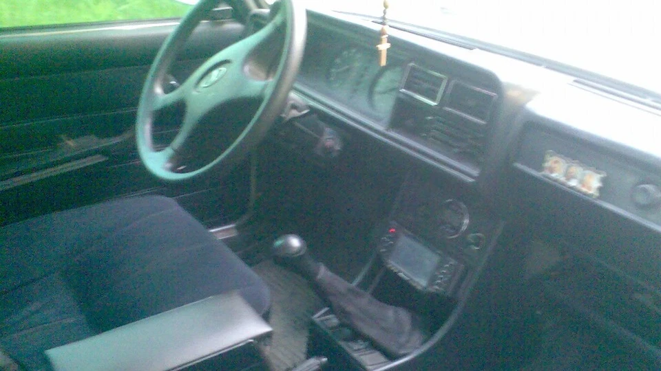 Lada 2107 бежевий 1.5 4