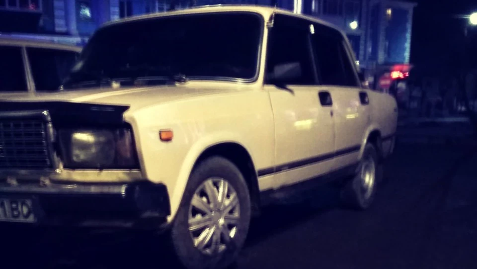 Lada 2107 бежик