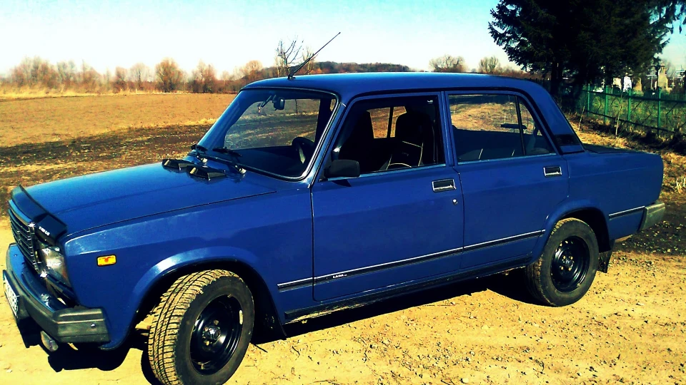 Lada 2107 Blue_STOCK