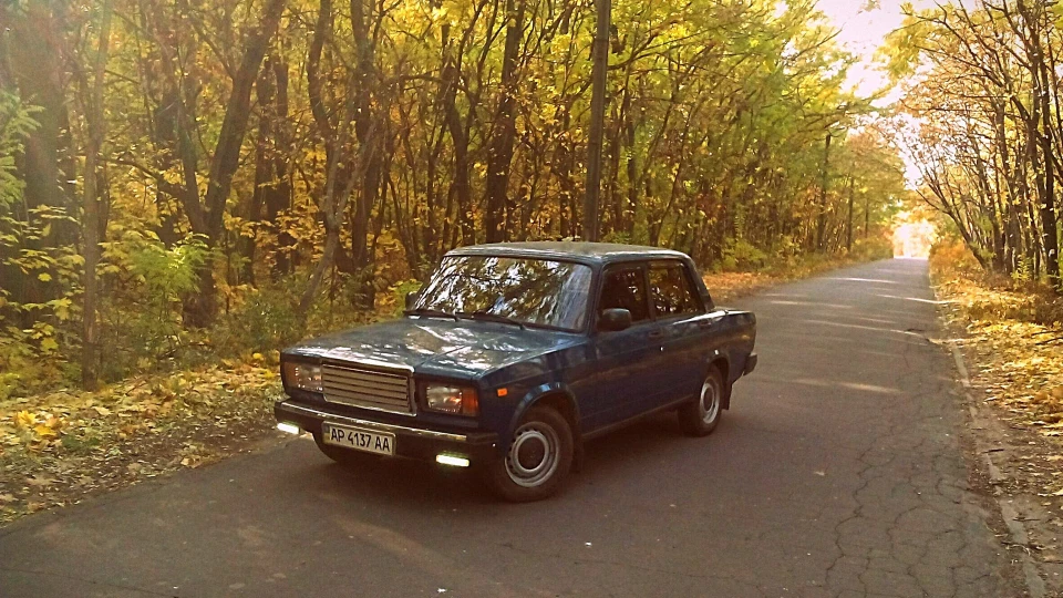 Lada 2107 Box Sedan 4