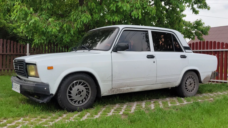 Lada 2107 Бричка 5