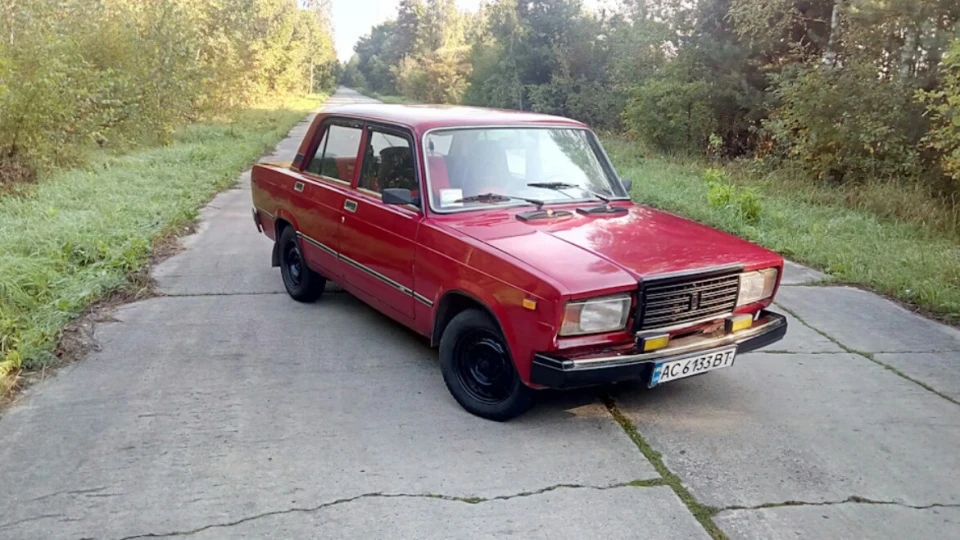 Lada 2107 "Crazy Cherry" 5