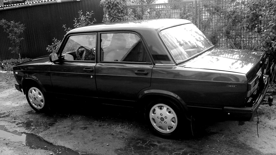 Lada 2107 "dp.ua" 3