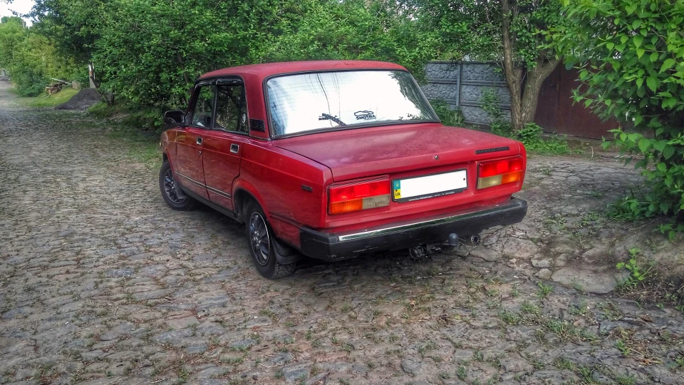 Lada 2107 Червона ластівка 2