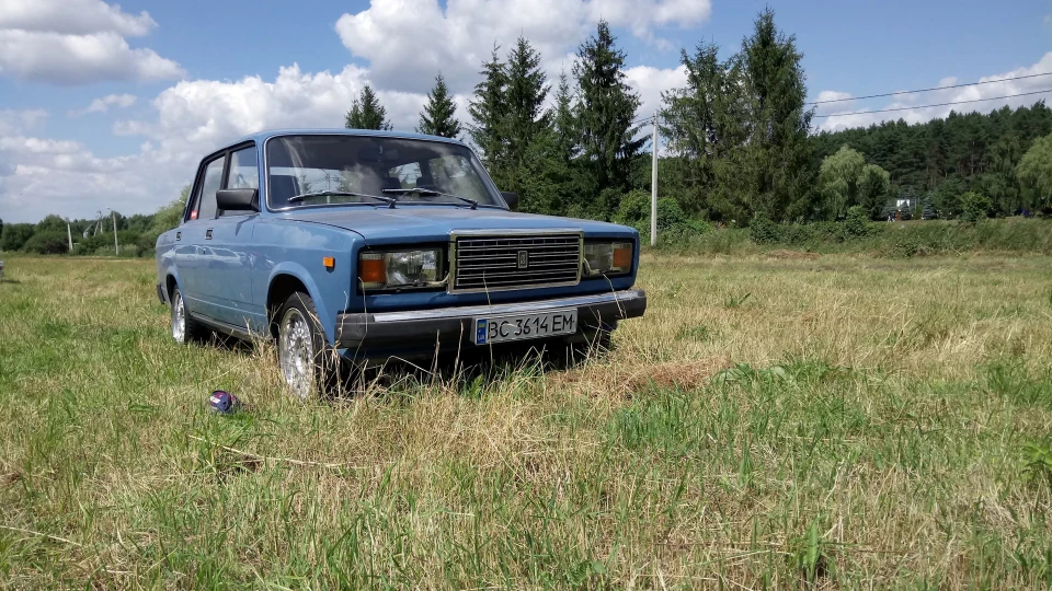 Lada 2107 L'89 2