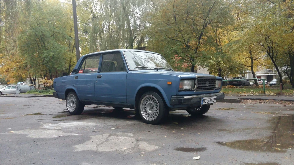 Lada 2107 L'89 4