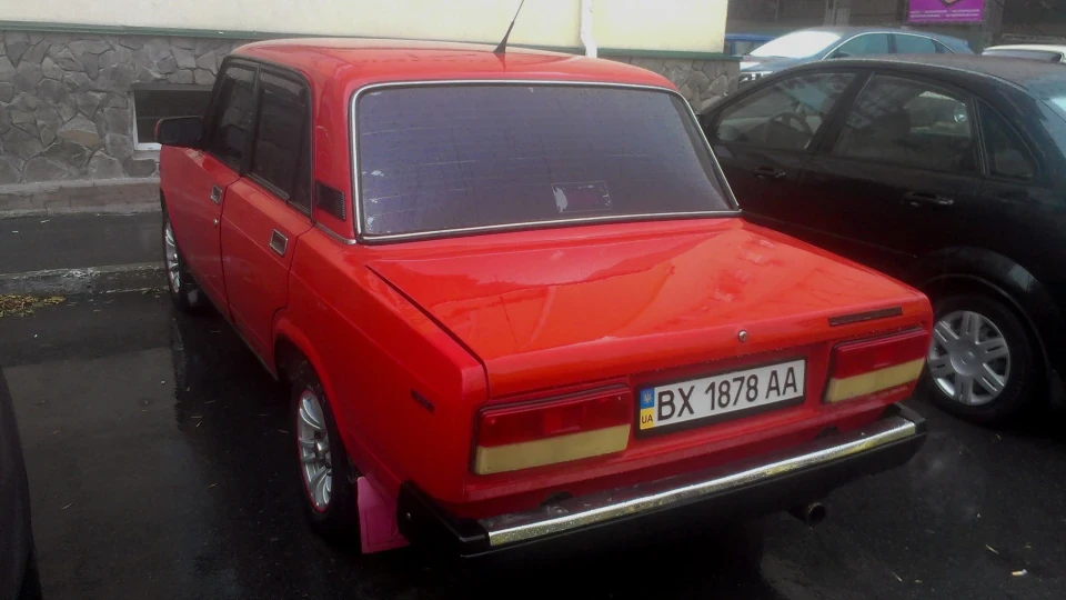 Lada 2107 Lady in Red 4