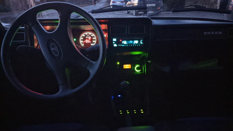 Lada 2107 Limited Edition 4