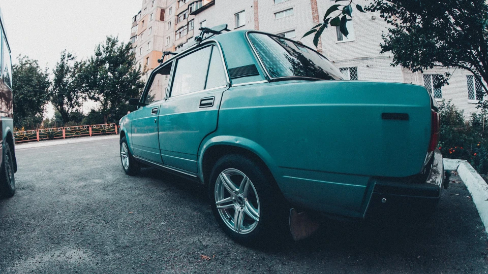Lada 2107 Low Classic 2