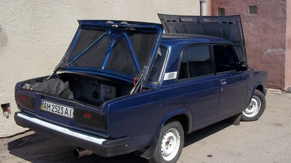 Lada 2107 M 4