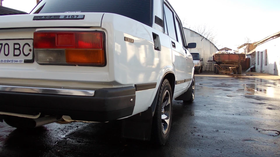 Lada 2107 металік 5