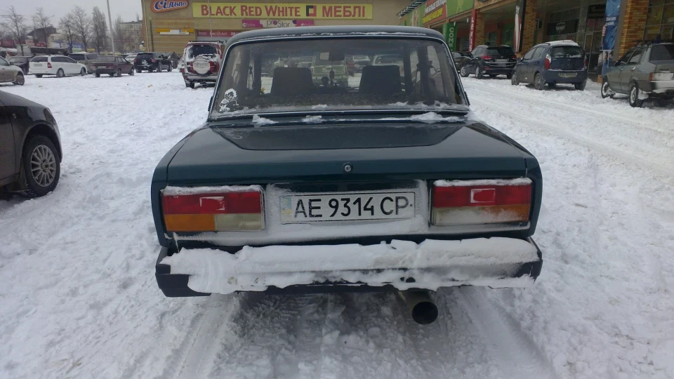 Lada 2107 "Mustang" 3