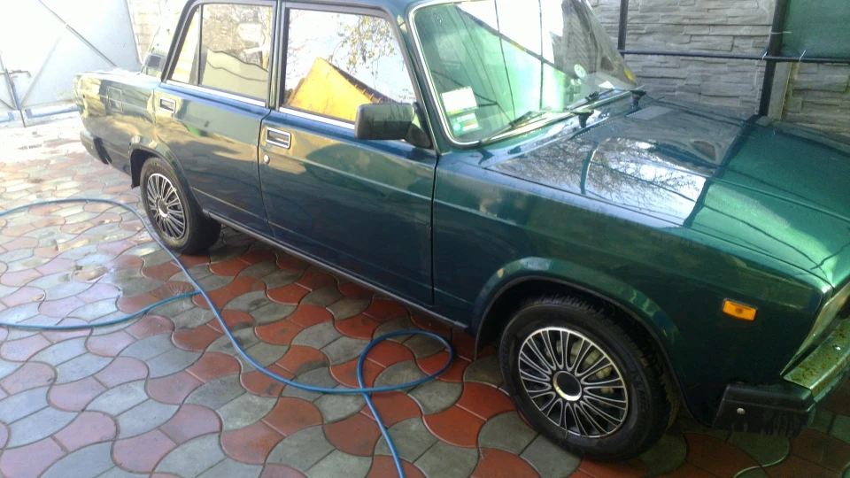 Lada 2107 "Mustang" 5