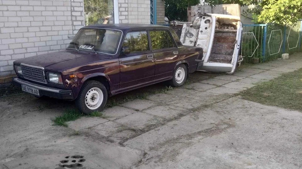 Lada 2107 Седан-баклажан 3