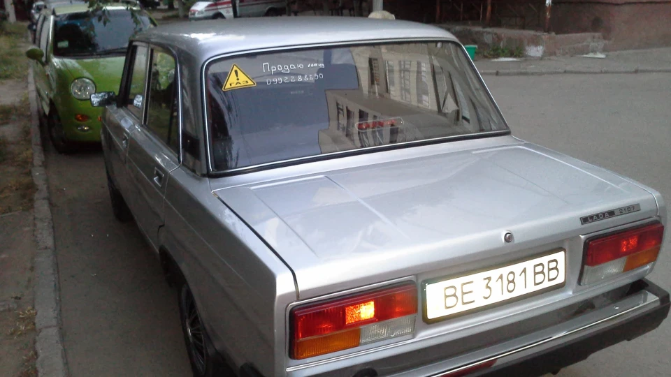 Lada 2107 сірий металік 3