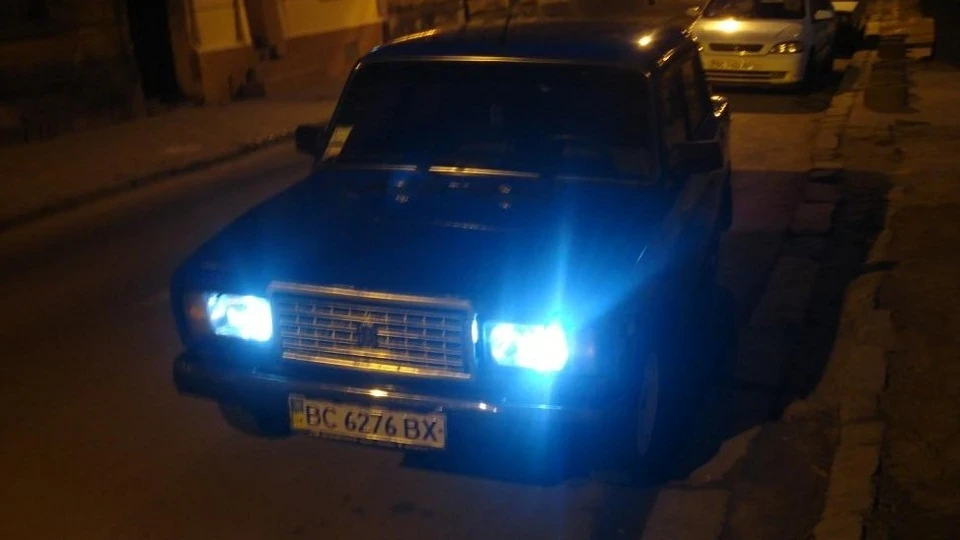 Lada 2107 Синя ластівка
