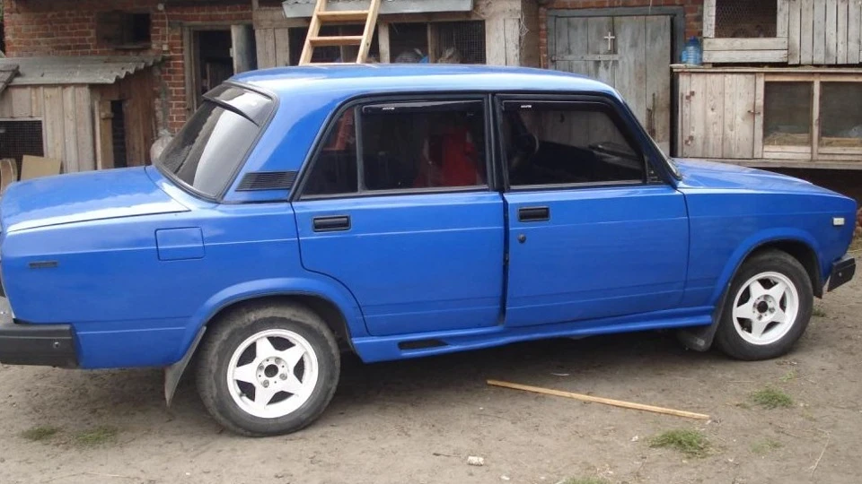 Lada 2107 Синя ластівка 5