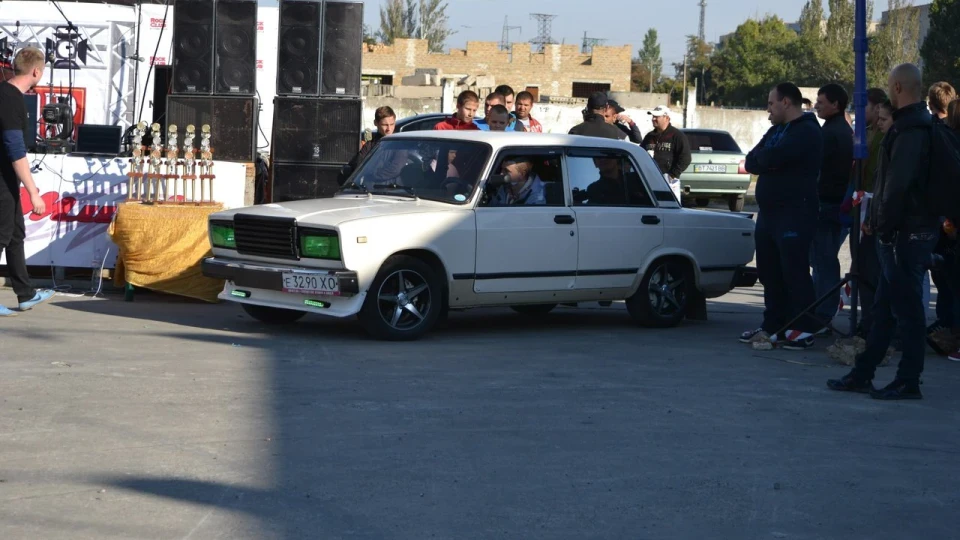Lada 2107 TAZ BASS )))0(((