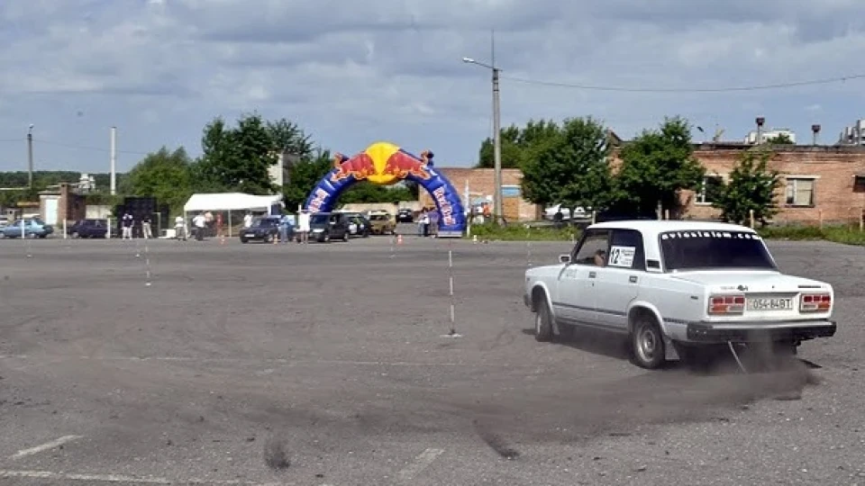 Lada 2107 (вже не Sportсменка) 3