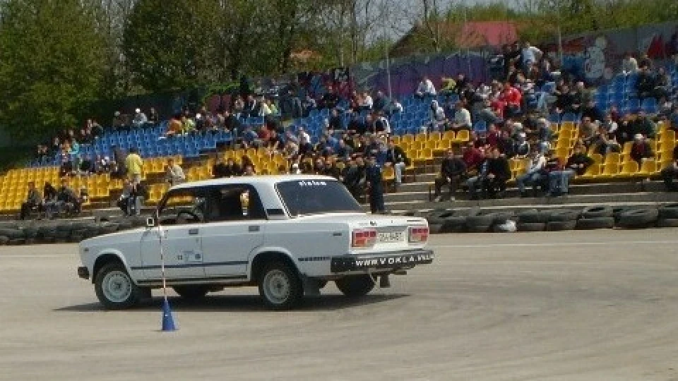 Lada 2107 (вже не Sportсменка) 5