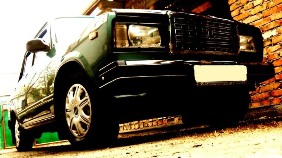 Lada 2107 зелений металік 2