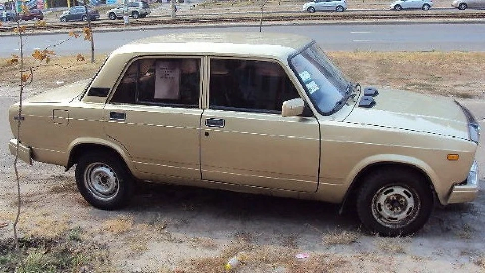 Lada 2107 золотце (Riva) 2