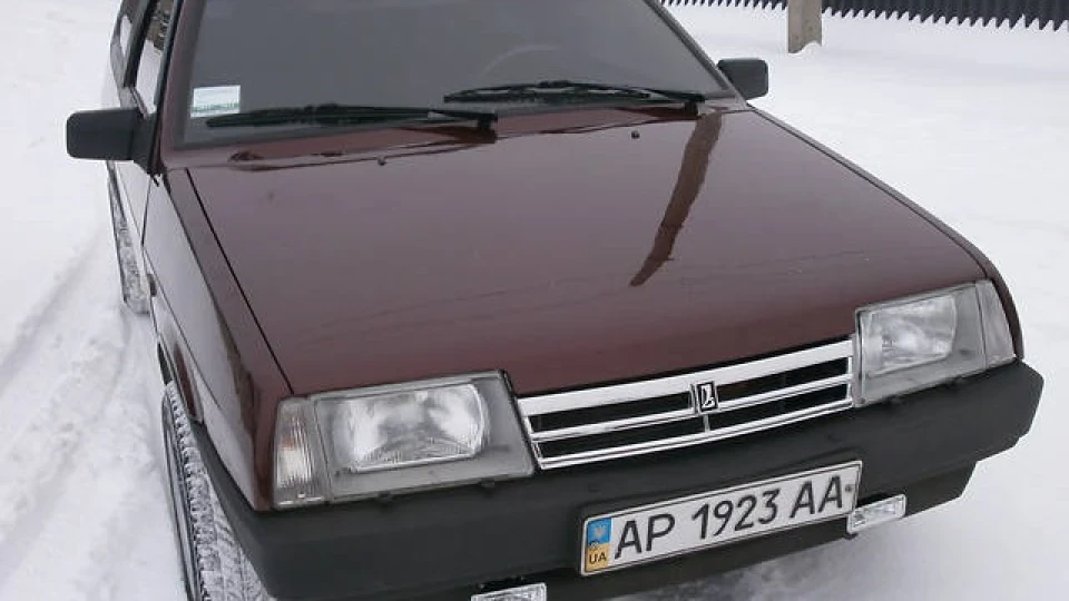 Lada 2108 5