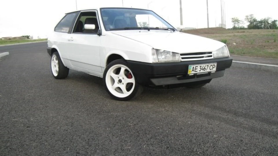 Lada 2108 3