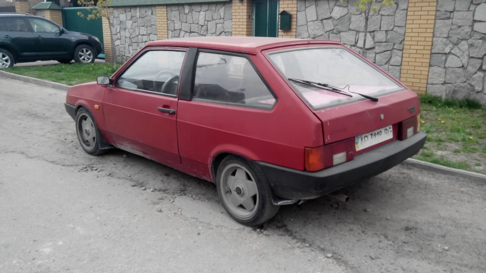 Lada 2108 5