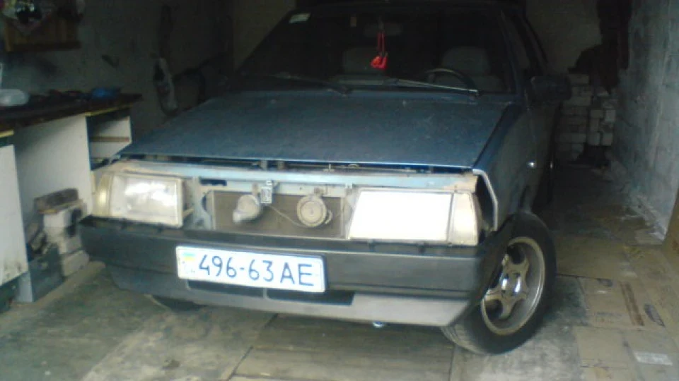 Lada 2108 4