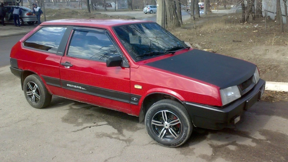 Lada 2108 4