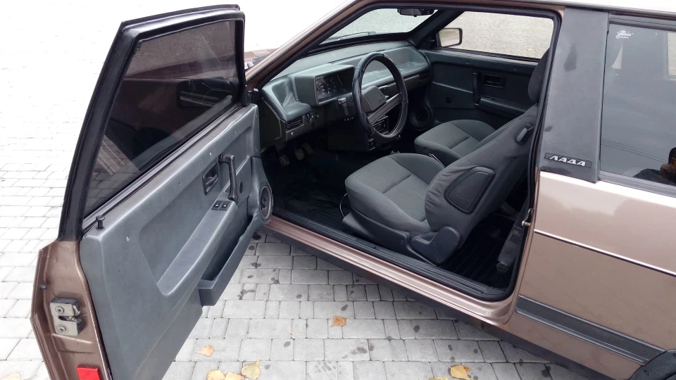 Lada 2108 3