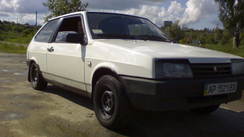 Lada 2108 5