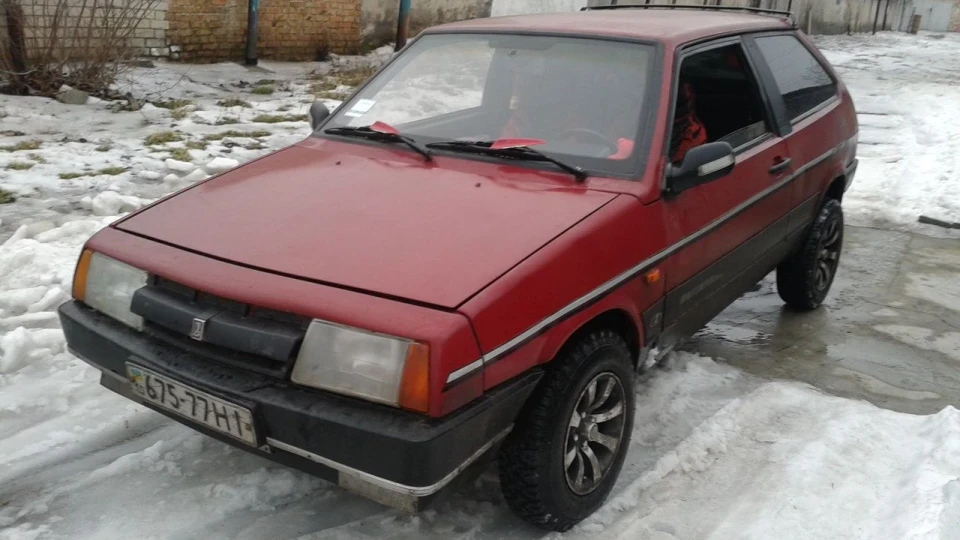 Lada 2108 4