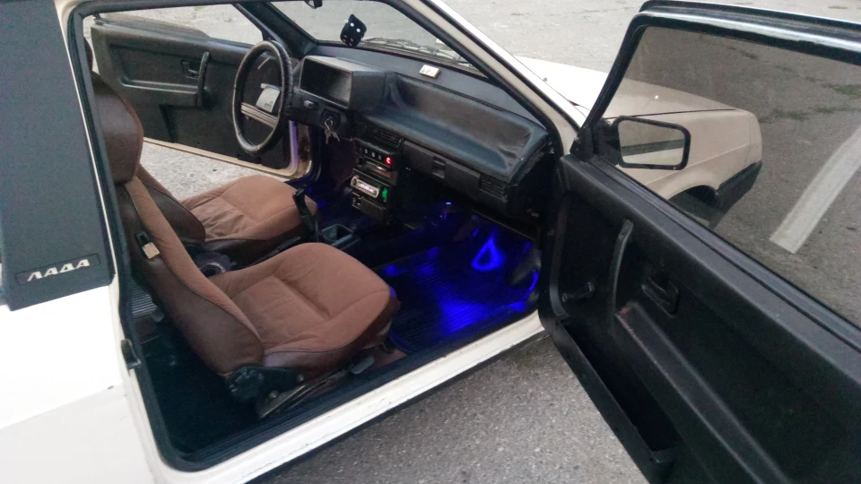 Lada 2108 2