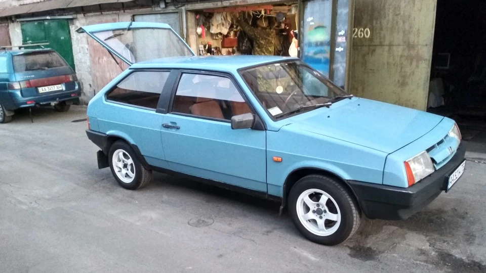 Lada 2108 3