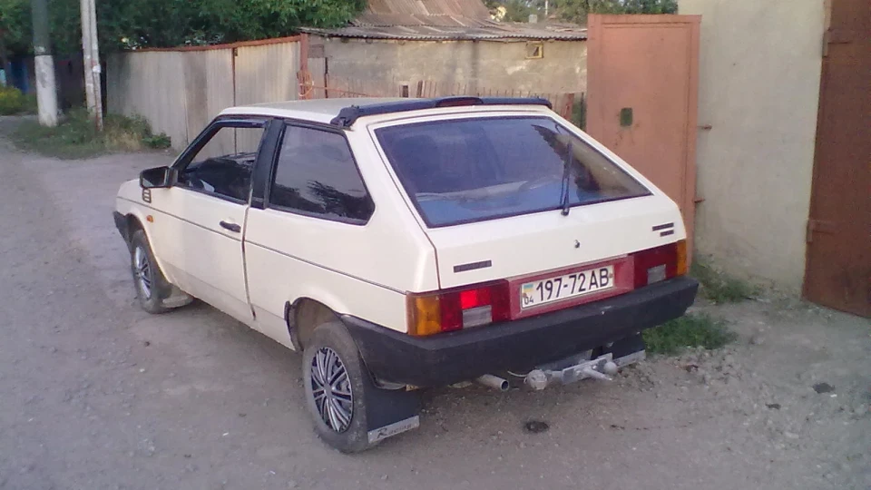 Lada 2108 5