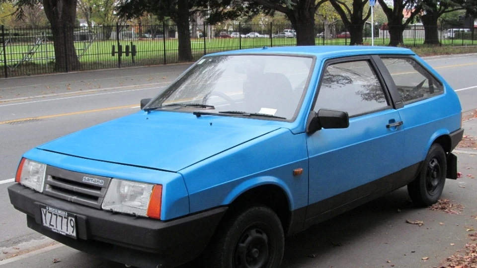 Lada 2108
