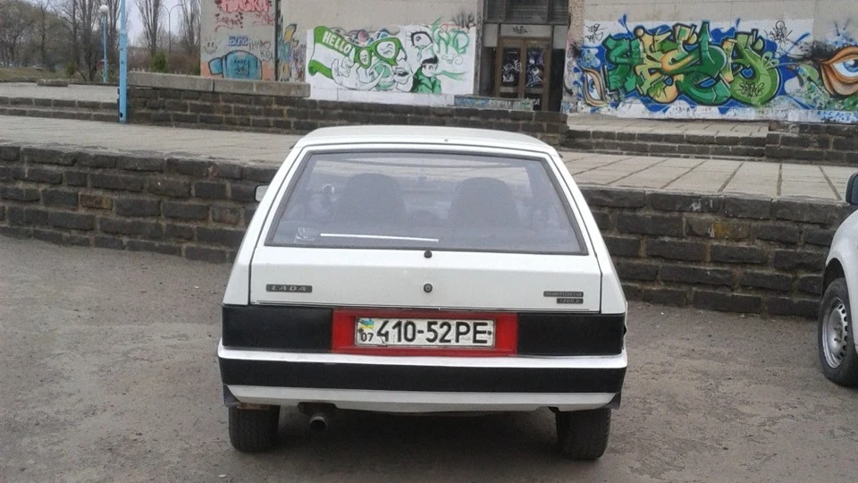 Lada 2108 4