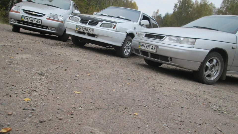 Lada 2108 ........................ 4