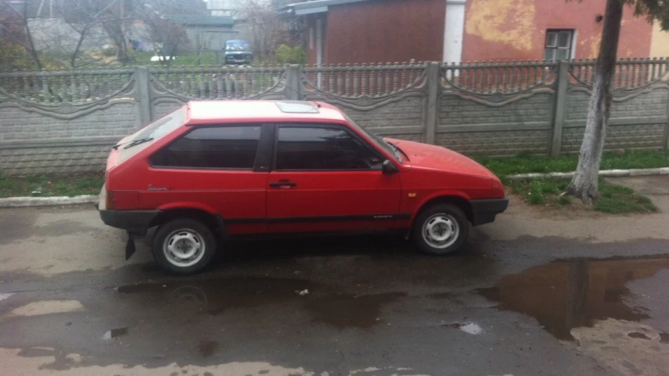 Lada 2108