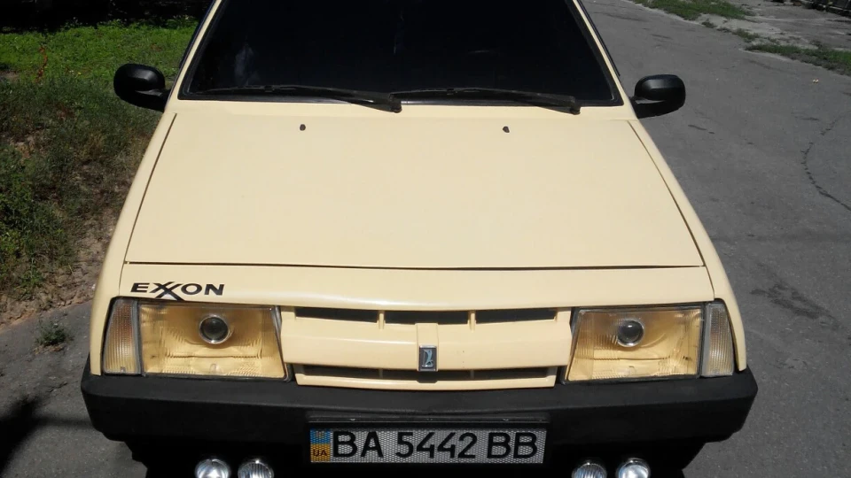 Lada 2108 4