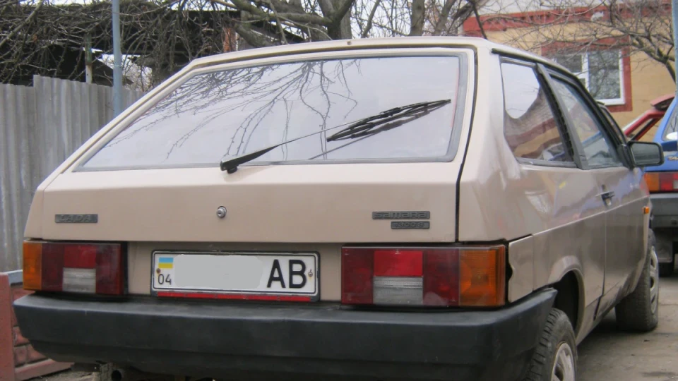 Lada 2108 4