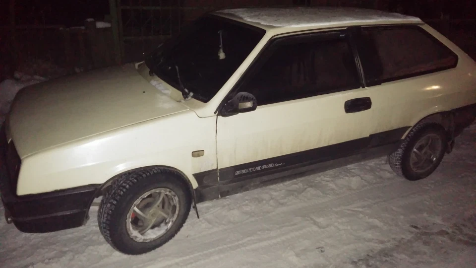 Lada 2108