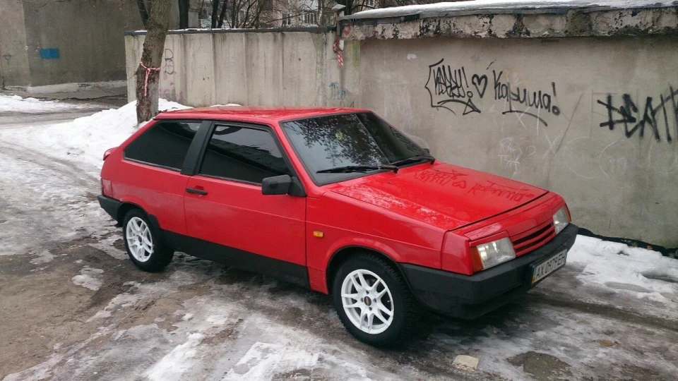 Lada 2108 5