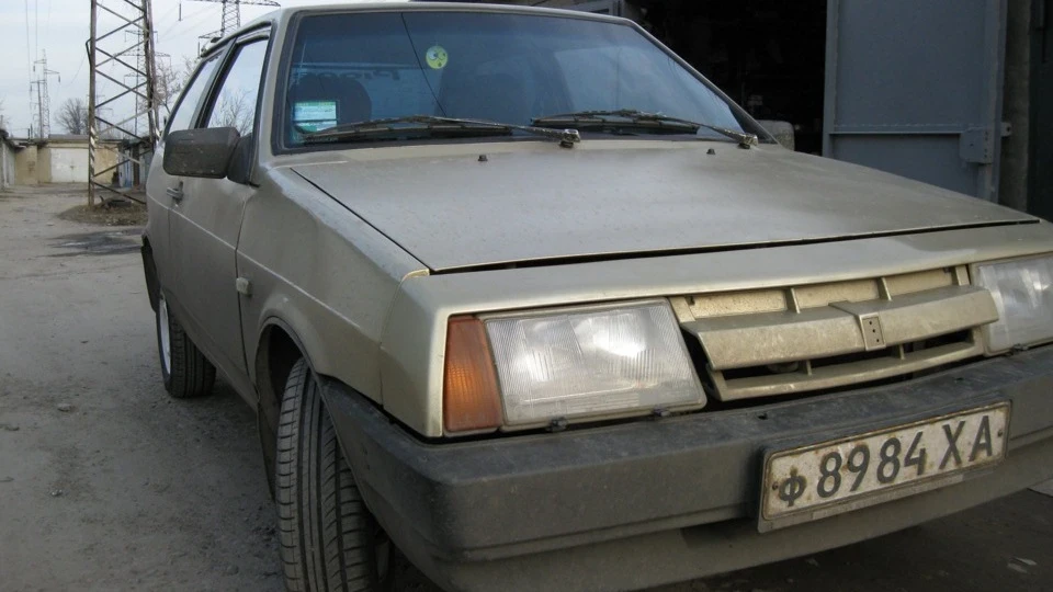 Lada 2108 4