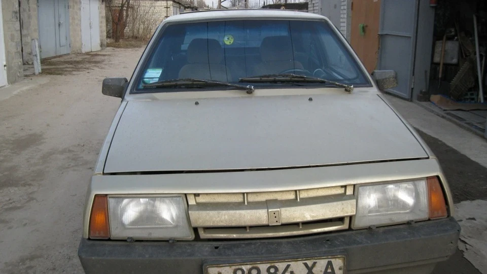 Lada 2108 5